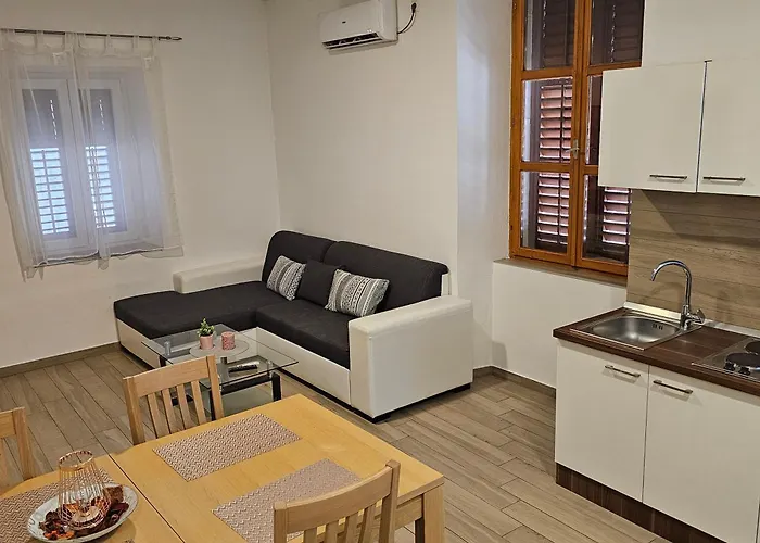 Lejlighed Jadran - 2 Bedroom For 6 People