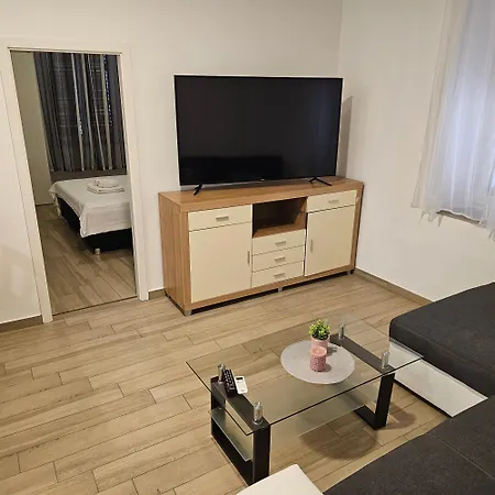 Jadran - 2 Bedroom For 6 People Daire Zadar